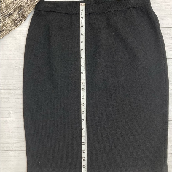 St. John‎ Evening Santana Knit Wool Blend Skirt - Picture 6 of 8